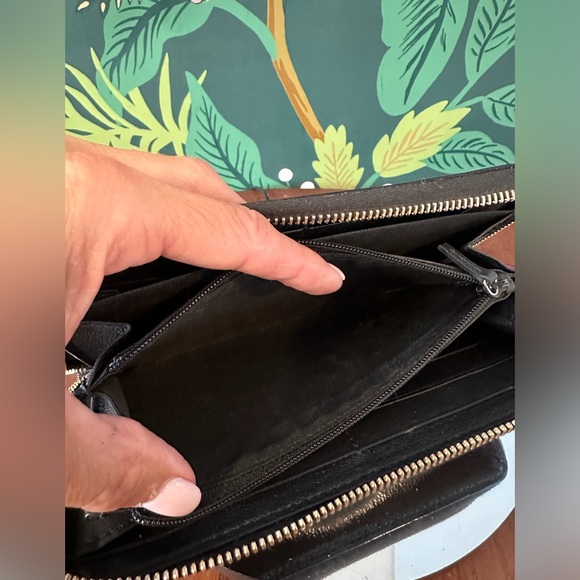 GUCCI Soho Zip Around Long Wallet 🔥😎 Black Patent - Picture 5 of 10